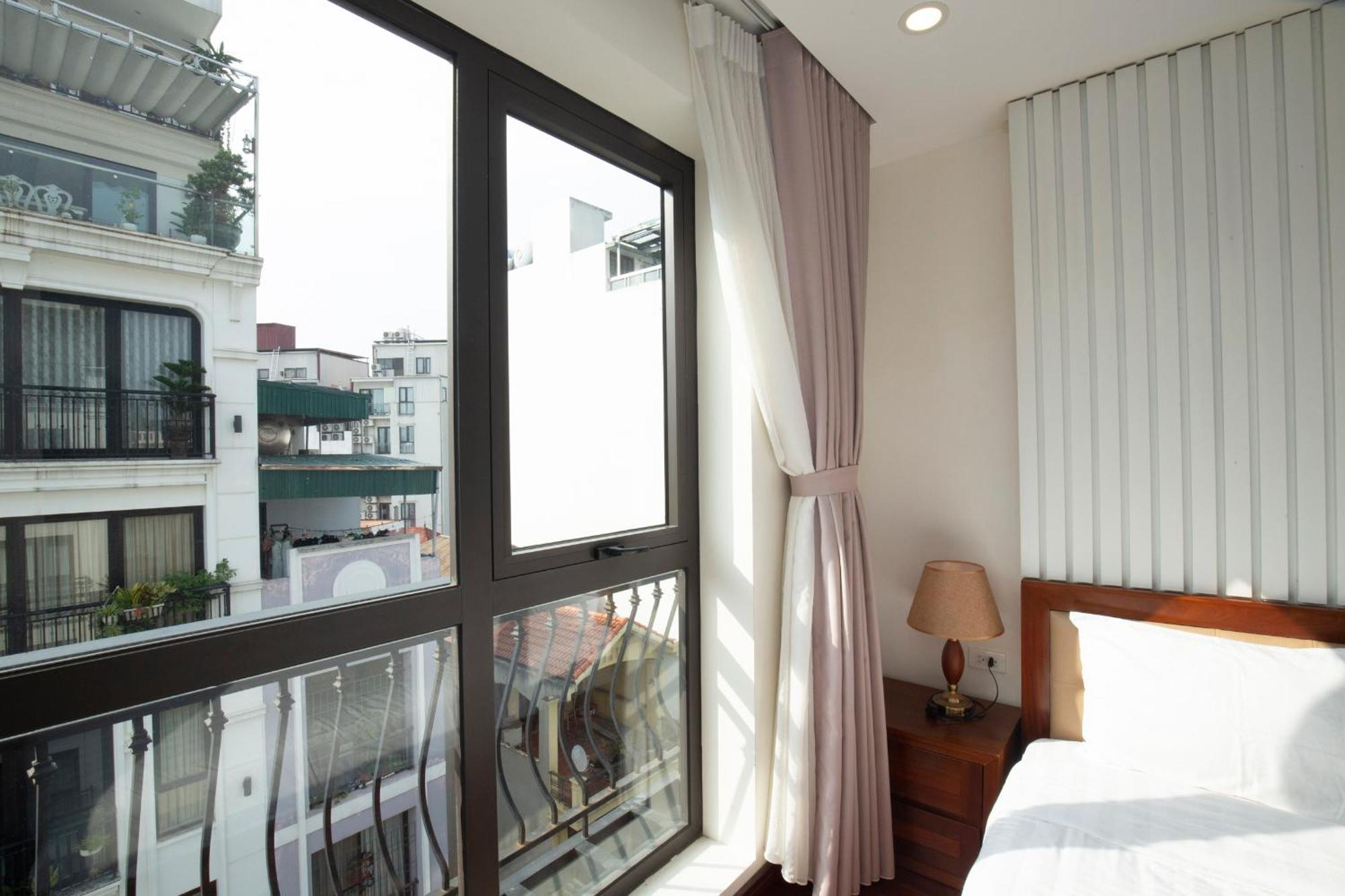 Sumitomo10 Apartment - Lane 12 Dao Tan Street Hanoi Eksteriør bilde